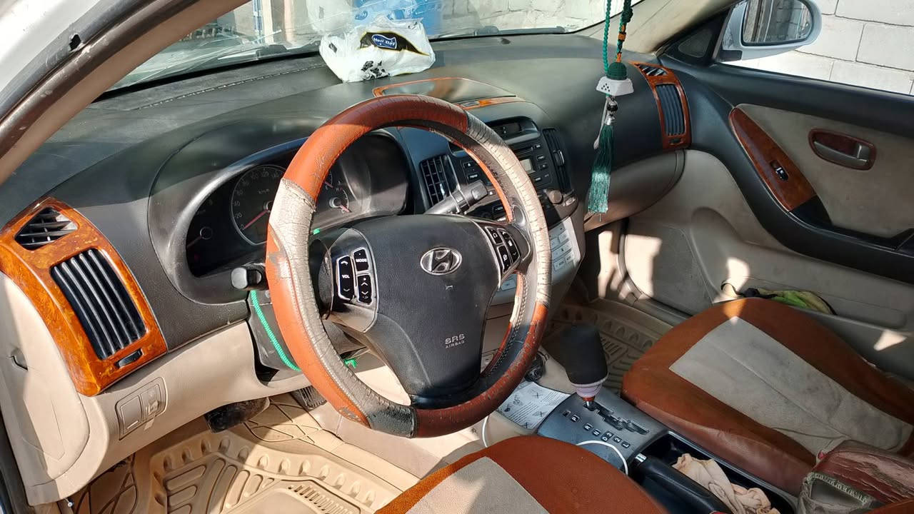 السلام عليكم افانتي 2007رقم بابل سنويه 2027 كير ومحرك وتبريد وكهربائيات خير من الله المكان بابل  جبله السعر 87 الإتصال ***********
