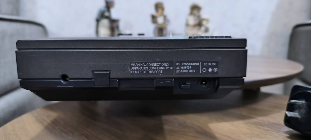 السلام عليكم
جهاز مسجل 
ماركه Panasonic 
صناعه ياباني 
جهاز تسجيل مكالمات ارضي 
و مسجل 
شغال مع المحول 
السعر 35 
التوصيل 5 بغداد 6 باقي المحافظات


**إذا كنت صاحب هذا الإعلان وتريد حذفه لأي سبب، رجاءا أرسل رسالة إلى الدعم الفني**