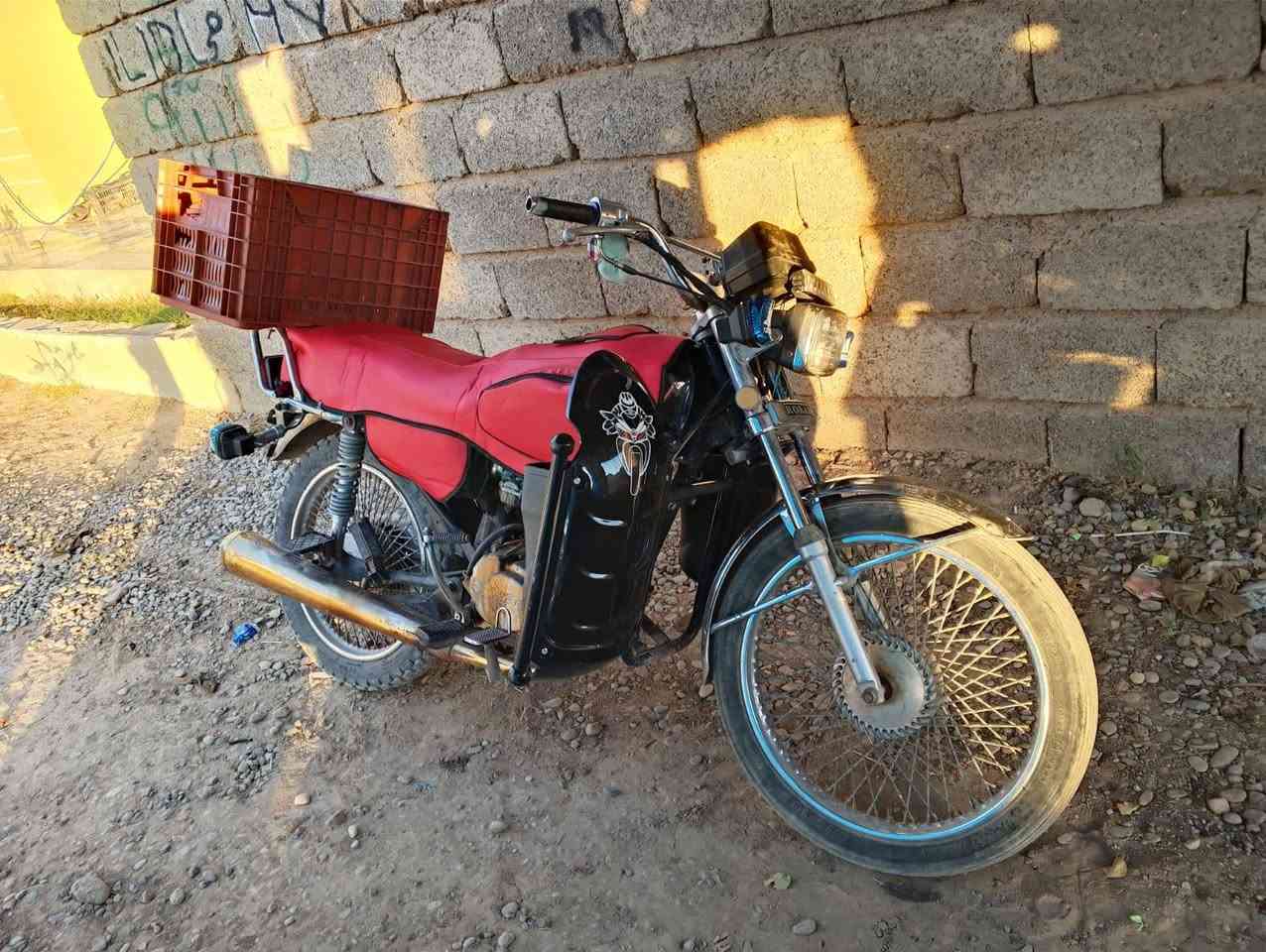 السلام عليكم تايكر 2019 للبيع
موطور ربع ماتحط علي حيل نضيف
سعرو ب250قفل
مكاني الجواعنه
***********
