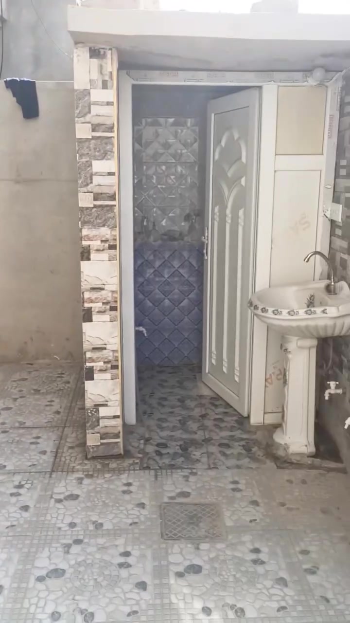 للايجار للايجار
دار في حي الشيماء 3غرف  جمعية الحدباء 

الطابق الأول غرفة وهول واستقبال ومطبخ وصحيات نظيف ارضية بورسلين والجدران سيراميك بدون سقوف 

الطابق الثاني ارضية صبة 

للاستفسار ***********

آسيا.        ***********
