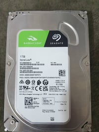 هارد استعمال شخصي لا امزون لا شي  اصلي Seagate 1T HDD بيها العاب  0751...