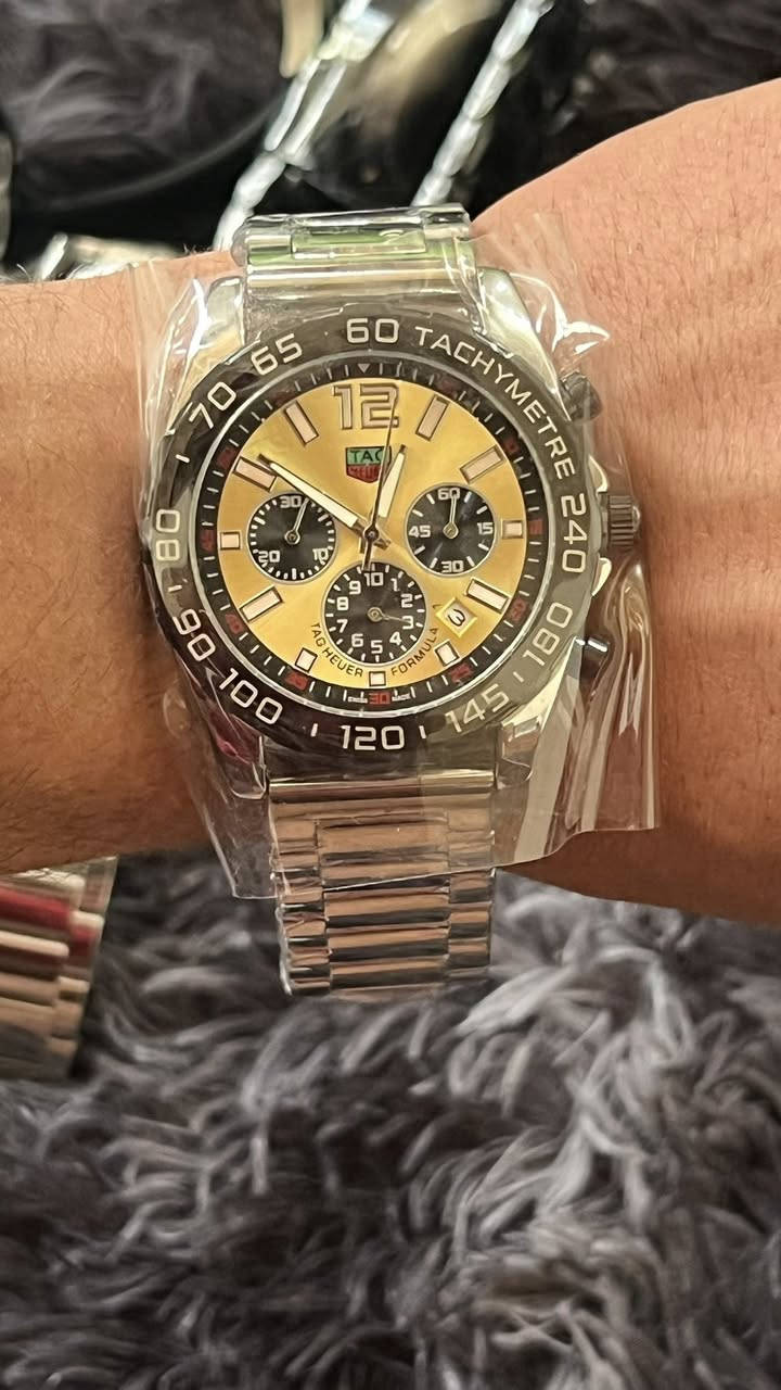 شلع 7قطع ب200$ الساعات جابوهن اليه من الصين من افضل نوعيات درجه اوله  شبه الماركه تحمل مواصفات الماركات


**إذا كنت صاحب هذا الإعلان وتريد حذفه لأي سبب، رجاءا أرسل رسالة إلى الدعم الفني**