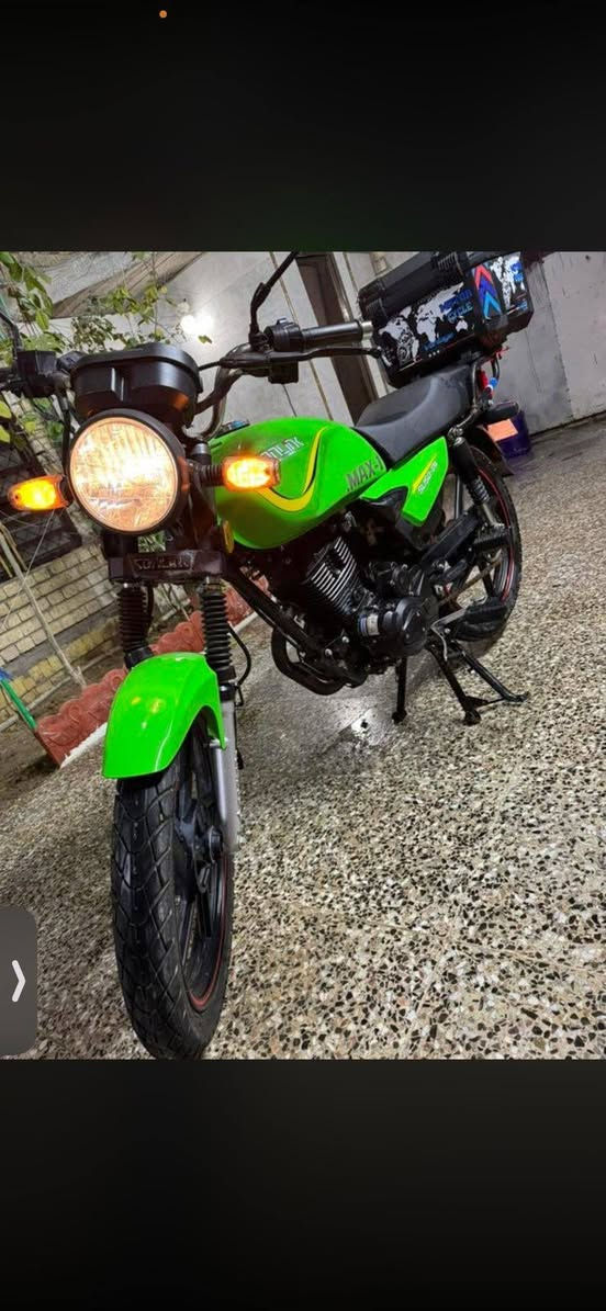 سلام عليكم
دراجه شاينك موديل 24 ماشيه 900000

الدراجه ما مشغله (دلفري) ابد 

الدراجه بيها 3 أوراق فقط 

السعر 850 وبيها مجال حق الجيه ***********
مكاني بغداد الشعب
