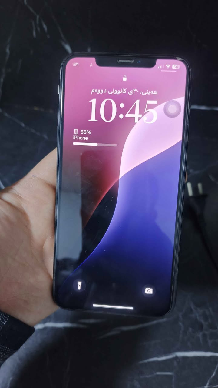 iphone Xs max 
64 gb
کە بسە و ەیجی نە گۆراوە و نە کراوە تە وە بێ عه یبه 
باتری ٧٨  لۆکه و بێ شوخته سعری ٢٠٠ هه زار السليمانية, العراق


**إذا كنت صاحب هذا الإعلان وتريد حذفه لأي سبب، رجاءا أرسل رسالة إلى الدعم الفني**