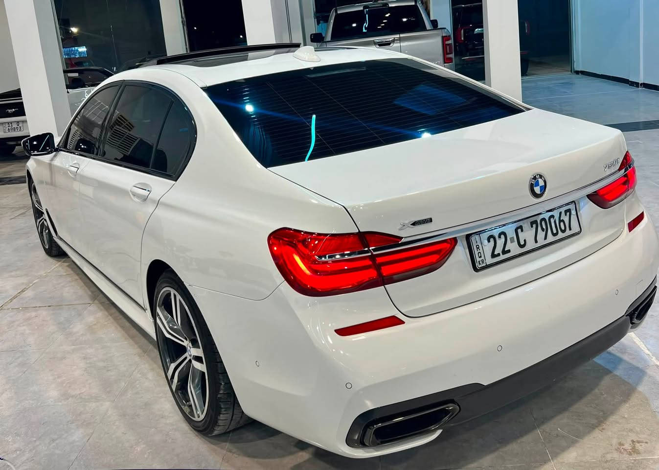 🇩🇪بي ام دبليو 750i موديل 2019 🇩🇪
✨ لون أبيض أنيق

✨ داخل جلد كريمي فاخر

✨ فتحة سقف

✨ شاشة وسطية

✨ بصمة تشغيل

✨ ستيرن كهربائي

✨ كامرة خلفية

✨ صندوق كهربائي

✨ نظام فورويل (دبل)

✨ محرك 8 سلندر قوي

✨ سيارة مرتبة جداً ومظهر راقٍ

✨ويل 21 انج 

📌 رقم أربيل تحويل مباشر

📌 ملاحظة: السيارة تحتوي على باج تضليل من مديرية أربيل بنسبة 80%

🔹 حادث سيارة

🔹 3 قطع مبدلة نفس اللون بدون دواخل

🔹 إيرباك بردة فقط

💰 السعر: 240 ورقة

✔️ بية  مجال بالسعر إن شاء الله

📍 زورونا في موقعنا:

بغداد – حي الجامعة – نفق الشرطة – شارع الكنيسة

معرض أحمد الكبيسي لتجارة السيارات

📞 ***********
