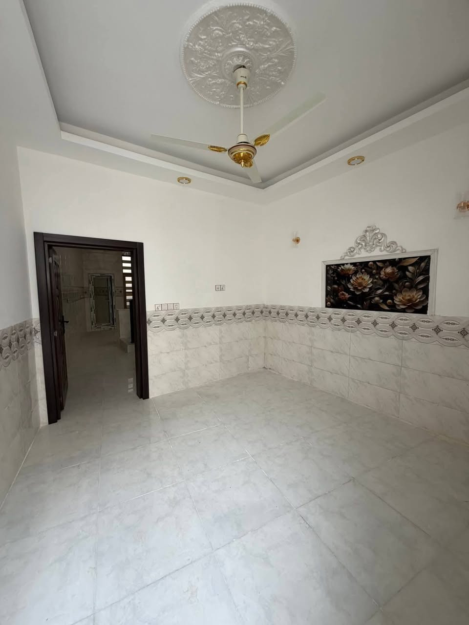 بيوتً اللبيع نقد   أو    اقساط اقساط
العنوان كربلاء ملحق حي سومر خلف المستشفى ابو مهدي المهندس مساحة البيت الواحد 55 متر طابق ونص بناء طابوق يصلح سكن او حسينية للزوار طابو زراعي سند 25قرار محكمة كافة الخدمات خدمات  موجودة ماء مجاري كهرباء تبليط اي استفسار الاتصال على الأرقام التالية واتساب
 ***********
***********
***********
