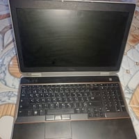 لابتوب • للبيع