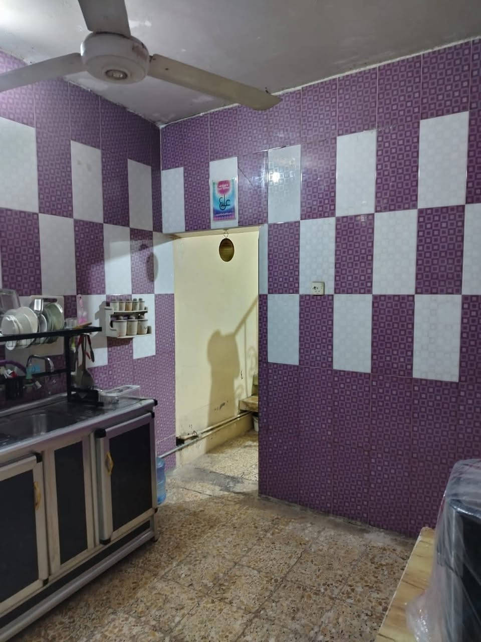 السلام عليكم
للبيع 80 متر بالحر منطقة بستنة الكابينات
طابق واحد
خدمات كامله مي وجاري ونت ضوئي
للاستفسار 
***********
