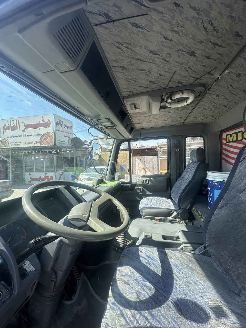 هينو طيره /مديل 2005معلايه / محرك 70/كرين تادانو سوبر Z/4سلايت مخالف / عنوان بصره /سعر190$ بيه مجال /هاذ رقم ***********
