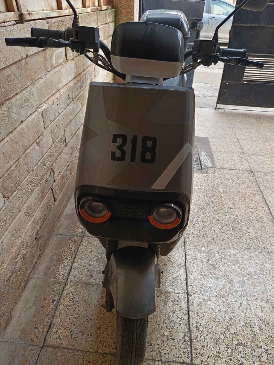 ماطور  318 للبيع اخوو الجديد🔥نضافه كدام العين ماطور جديد ؏ ايدي ماخذو
تشغيل بصمه قفل وفتح سويج  نضام  ايہ بي اس شغال 

دسكات كله شغال. السعر. 600 

***********
