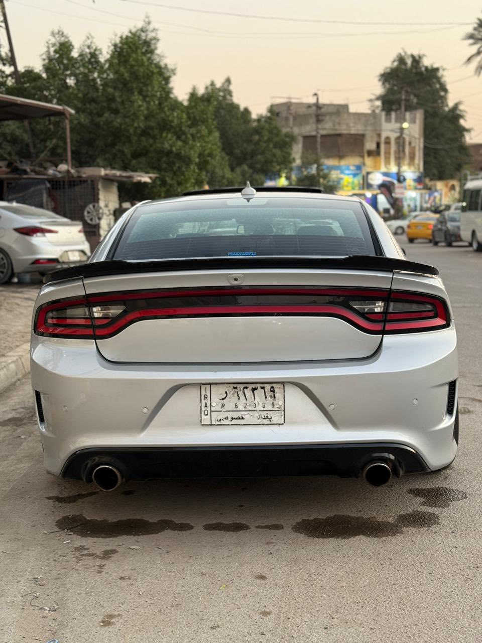 السلام عليكم جارجر دايتونا اصل 
8 سلندر 5700 
مختم دايتونا 
فتحه سقف
نظام جكات و رفع S1
اكزوس رياضي كورسا ينسد و ينفتح
اكسل مقفول SRT
حادثها بجم كبس 
صبغ عام
السعر 17600$قابل للتفاوض 
رقم الهاتف ***********
