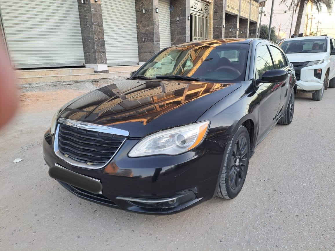 اللهم صلِ على محمد و آل محمد
السلام عليكم 
للبيع او للمراوس 
سي200 موديل 2014 رقم بابل دولي سنوية مجددة لسنة2029 
مگينة 4سلندر 
حجمها 2400 
گير مگينة حدادية كهربائيات درجة اولى 
تبريد تدفئه درجة اولى 
السعر (((72))) و بيها مجال 
مكان السيارة : الحلة 
للإستفسار الاتصال على الرقم 
***********
