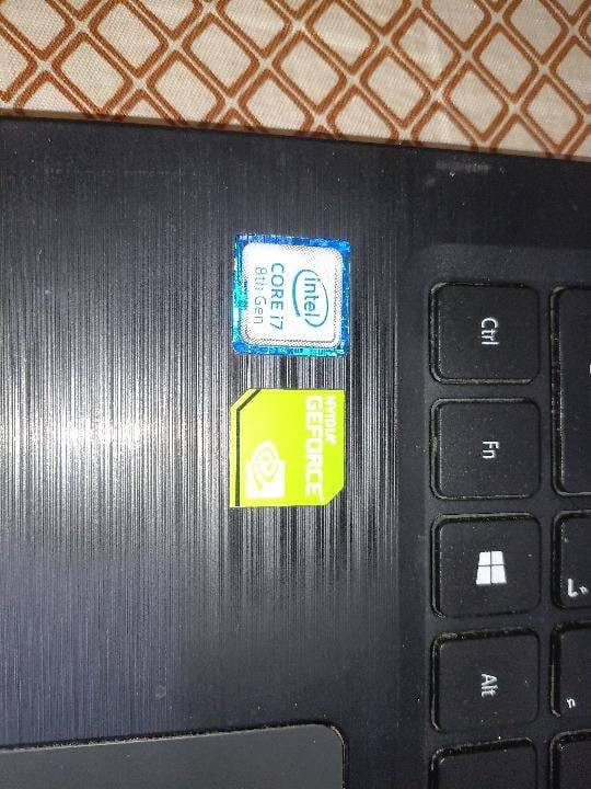 موجود لابتوب ايسر للبيع 
مواصفاتو 
i7 جيل ثامن 
كرتين شاشة 
كرت داخلي 
وكرت mx130 
رام 8g ddr4 
240 ssd 
هسا الجهاز شغال بس بدو برمجة البايوس 
السعر 150 دينار


**إذا كنت صاحب هذا الإعلان وتريد حذفه لأي سبب، رجاءا أرسل رسالة إلى الدعم الفني**