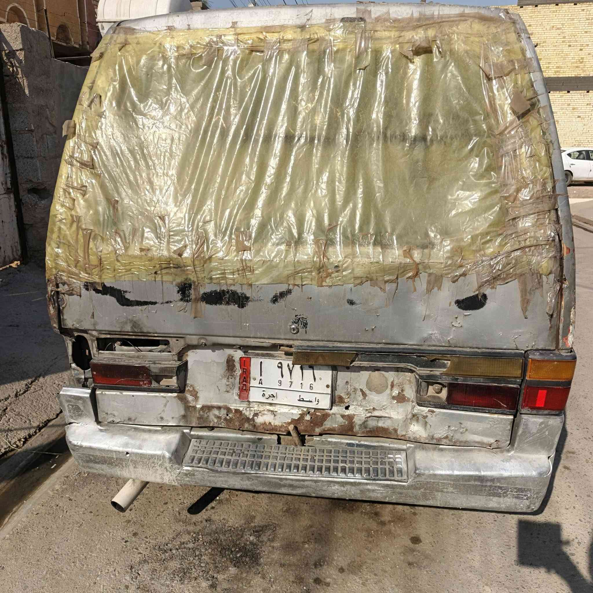 ‏يالله سلام عليكم سياره كيه بسته للبيع مكينه لاطشه  رقم شاصي خايس رقم الماني واسط  سنويه صاقطه بل ١٩  موديل ٩٤ بدون راعي سعر سياره ٦ ورقات وبلعافيه داينمو مابيه وباتري مابيه مكاني بغداد حسينيه معامل ***********

