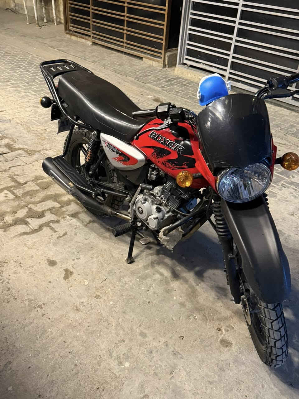 دراجه بوكسر 2023مكينه برغي مامفتوح بيه مرقم بغداد بسمي سعر 2200وبيه مجال
للتواصل ***********
