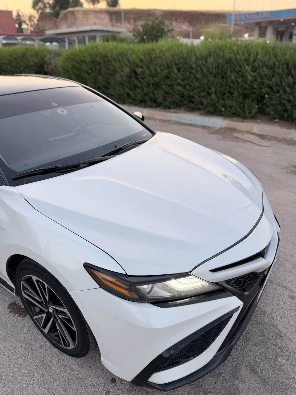 Toyota camry 2023 xle haybird 
***********
تویوتا کامری ٢٠٢٣ xle هایبرد فول فولە تەنها سیلاد نیە 
هایبردە پاتری بە شەرت ١٠٠٪ بولند جاملخ دەرکە سبوخە سەیارە رەفزی مرورە جاوەری دەبی تا رەقەم دەین خرامە هەموو شتەک بە شەرت کوشن جلد کارەبای هیتەر رادار خەتی جادا شاشەی گەورە دەژبول لید ١٢٥ هزار کیلومتر رویشتوە سخفی لسقەیە 
وەتسئاپ // *********** اكر, نينوى
