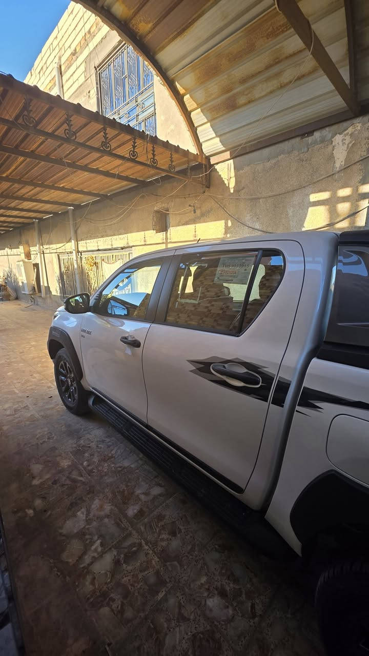 السلام عليكم بيكم ادفنجر2025 مكفوله كفاله عامه من الصبغ والبارد كفاله عامه من كل النواحي فول مواصفات دبل سنتر لوك منفاخ 5كامرات  ماشيه فقط الفين رقم اربيل  عنوان ميسان  السعر460 وبيها  مجال ***********
