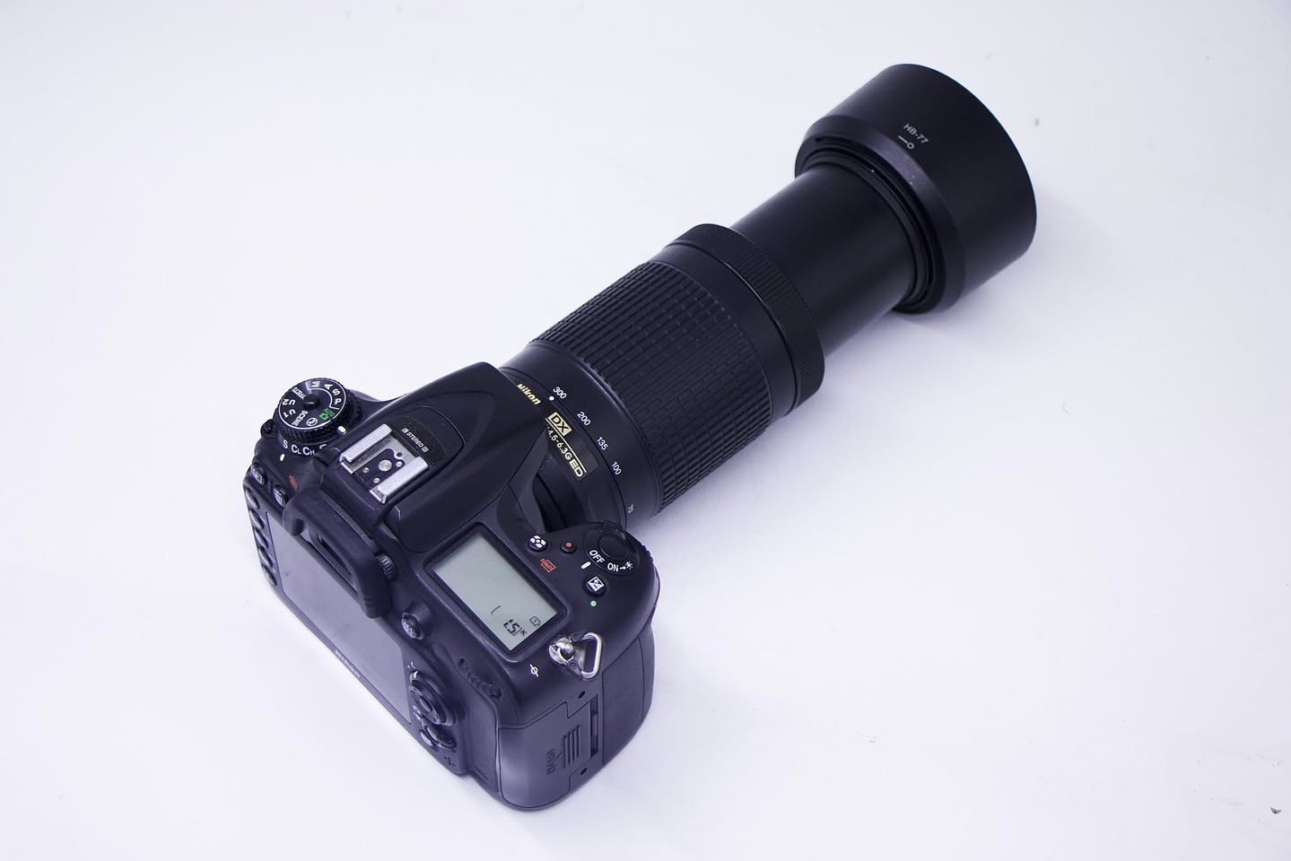 كأمره نيكون  (💣 ✨7100D 📸💣) نضافه 95/100 كامل ملحقات 
📸
1- رام 32✅
2- حقيبه✅
3- حزام كتف✅
4- شاحنه اصليه ✅
5 بطاريه اصليه ✅ 
6- توصاله نقل صور ✅ السعر (⬅️475  الف ➡️) او توصيل مجاني 💫
 ***********
