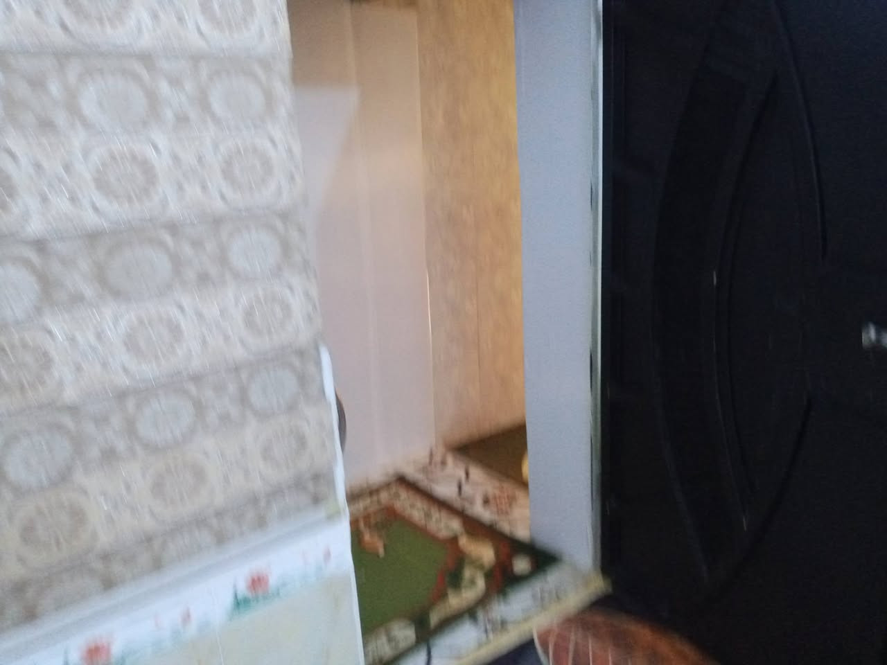 يالله
اللهم صل على محمد وال محمد
دار للبيع زراعي سند مساحة 190م خنيطله نهاية شارع الكراج يحتوي على غرفتين وهول وكلدور وديوانيه ومطبخ حار وبارد وكراج وحديقه وصحيات داخليه وخارجيه ثرمستون عكاده
البيت جديد ومتعوب عليه كما موضح بالصور 
للاستفسار او معرفة السعر مراسلة الصفحه او واتساب ***********مكتب الكرار للعقار والمقاولات العامه @إشارة
