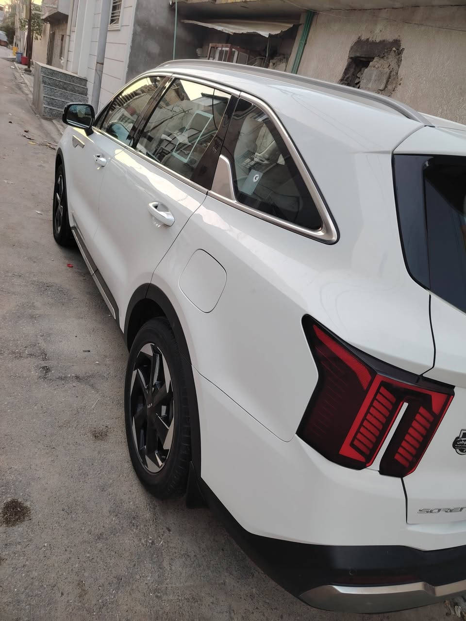 سورنتو للبيع موديل 2024 رقم أربيل، باسم شخص وراعيه موجود  كفاله فقط هذا الي ماشر بدون صبغ السعر ٢٧٥ موجوده بالبصرة للاستفسار ***********
