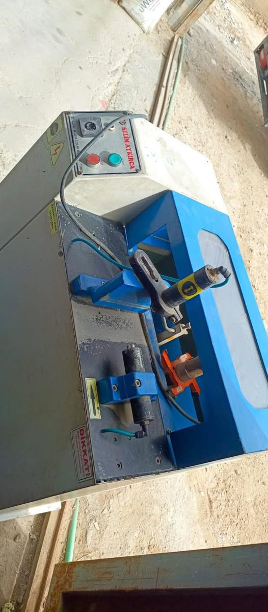 مكائن pvc نوع سليم سنكل نظافته ‎%‎75 كامل مع كمبريسر 250لتر مكاني كربلاء العطيشي  عمود 348السعر نهائي 29$ اخوان  بدون عمله الي يفيده السعر يتصل *********** واتساب فقط
