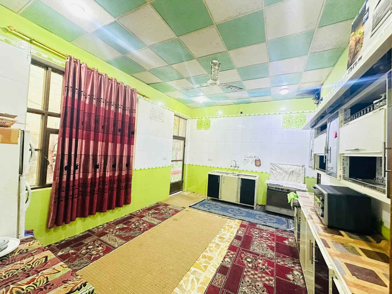 بيت للبيع في منطقة الحكم
-بالقرب من الطاقة
-مساحة 250 م
لمعرفة باقي التفاصيل الأتصال على الرقم التالي:
***********
او زيارة مكتب المستشار للعقارات
-شارع باتا / قرب سونار الدكتور ميثم صبيح
