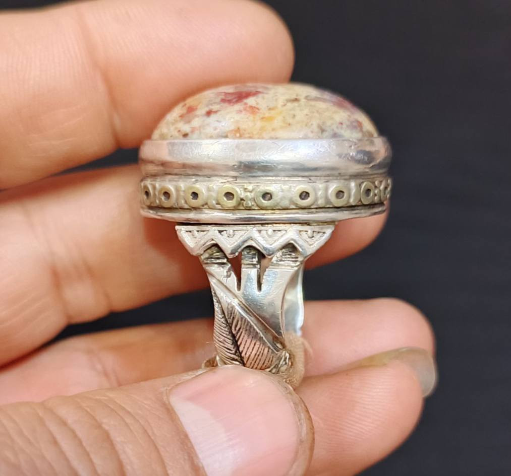 داوودي قديم للبيع بغداد ***********
