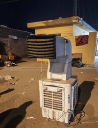 مبرده للبيع نظيفه كلش نظيفه سعرها 165 وبيها مجال مستعجل عليها الرقم 07...