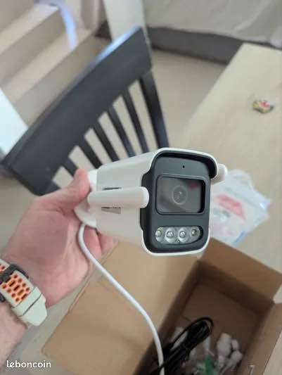 WiFi outdoor camera with people detection and alarm, connects directly to your phone or via the Internet or NVR video recorder.

New outdoor surveillance camera, mains powered, records to micro SD card, motion detection السليمانية, العراق


**إذا كنت صاحب هذا الإعلان وتريد حذفه لأي سبب، رجاءا أرسل رسالة إلى الدعم الفني**