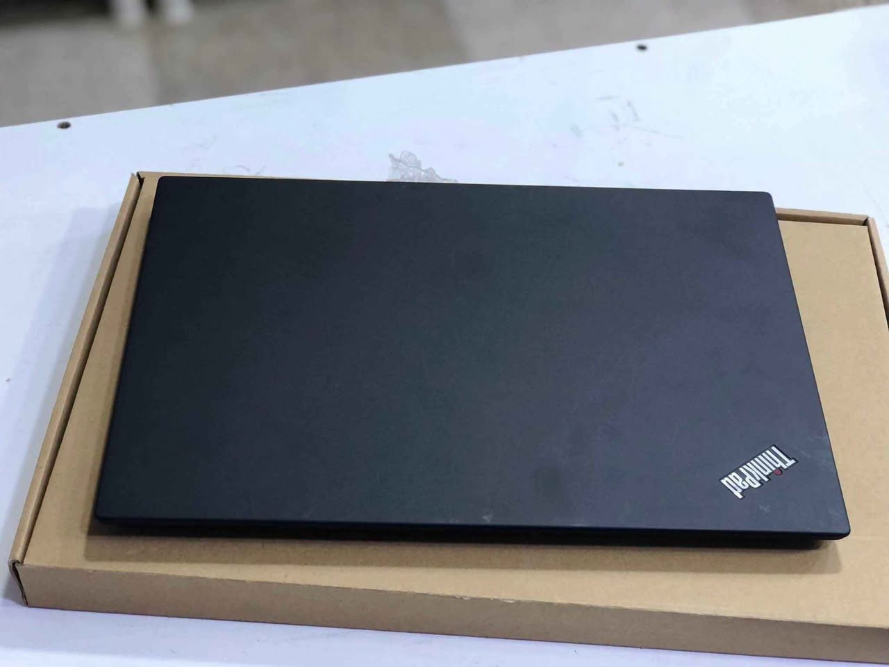 لابتوب سلم خفيف حديث معالج قوي وجيل عالي Lenovo t480 Ci5 جيل الثامن  
. 
 السعر 275 الف  مع التوصيل والحقيبة والشاحن الأصلي 
. 
 النظافة شرط اخو الجديد وعل الفحص وين تريد
مناسب للدراسة والبرامج المكتبية والطباعة والتصفح والامن السيبراني وغيرها من البرامج 
……………………

 المعالج Core i5-8th جيل الثامن 
 ذاكرة الوصول العشوائي (الرام) 8GB 
 التخزين( الهارد) SSD 256GB 
 مقاس شاشة 14 انج دقة عالية 
 منفذ HDMI & TYPE C 
 كيبورد  عربي انكليزي
الرام والهارد قابل للتطوير 
…………………………………
*********** بغداد, العراق
