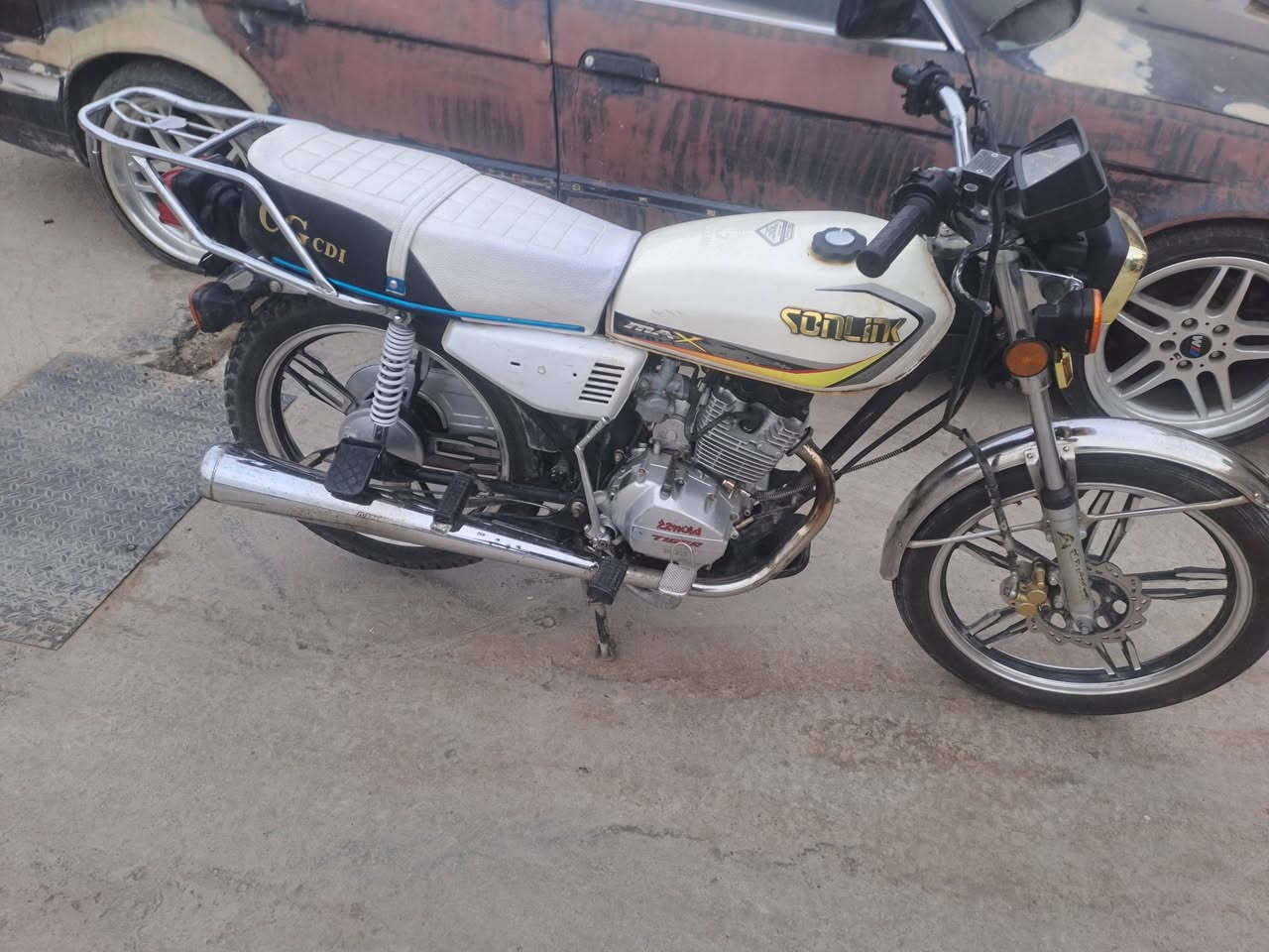 دراجه للبيع مكفوله نقص فقط باتري السعر 500بيها مجال *********** اوراق كامله
