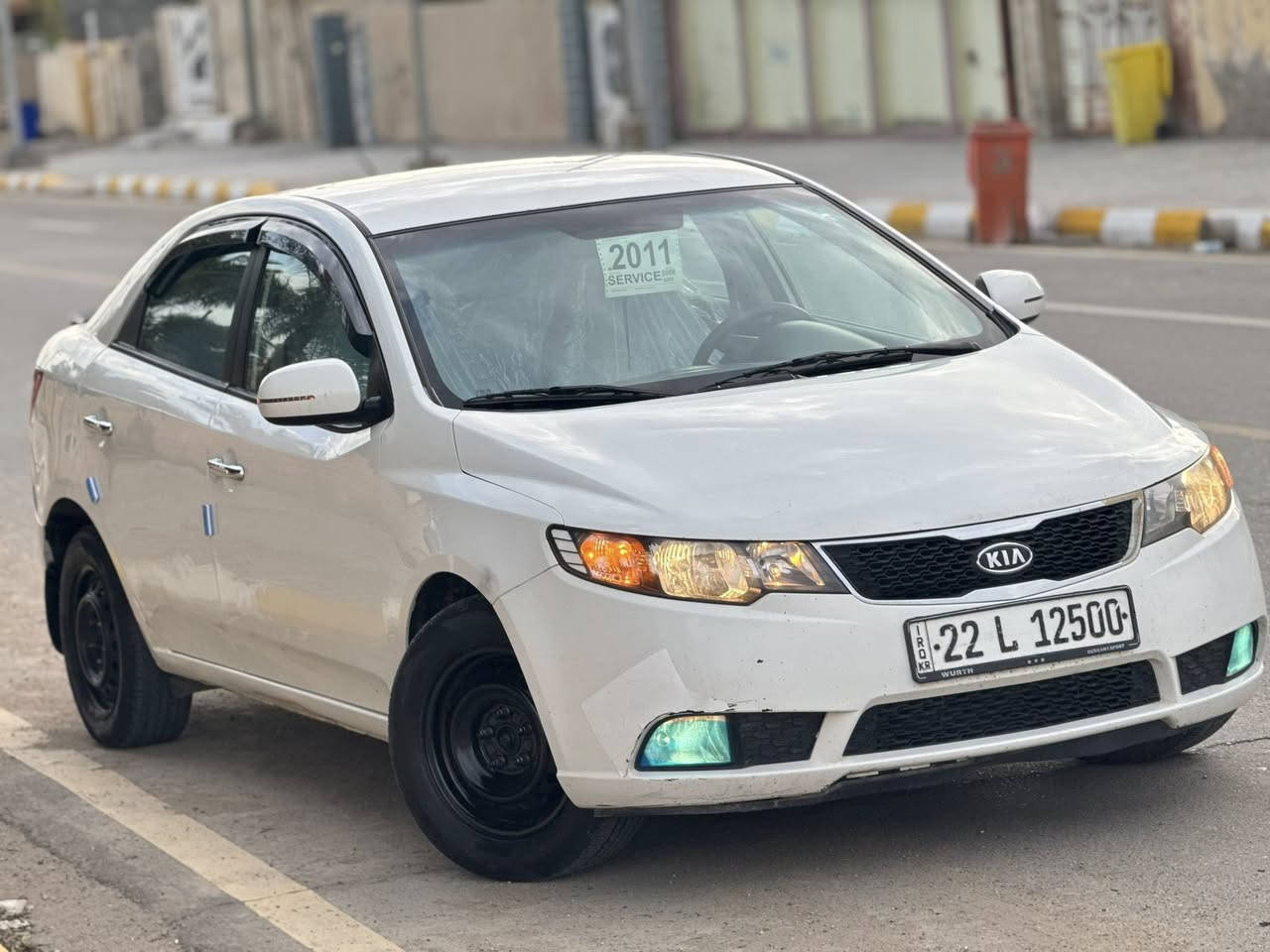 السلام عليكم
كيا سيراتو 2011 رقم اربيل  دولي/  مكينة كير خير من الله لاتنقيص ولاتبخير   بيها قطعة ونص صبغ اعتبرها قطعتين الجاملغ الخلفي والباب فقط رش بدون معجون السيارة حلوه ومرتبة جاهزة من كلشي تخم تاير جديد صدر امامي خلفي تدفئة تبريد منضومة جديدة
السعر 88وبيها مجاال (بسيط )
مكاني واسط الصويرة
***********
