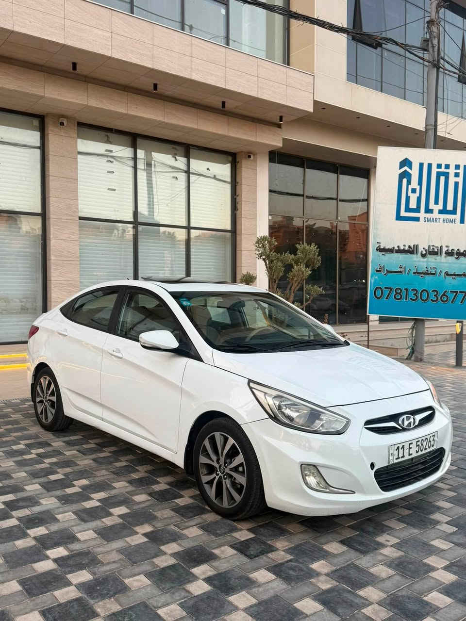 السلام عليكم
اكسنت 2016. خليجي فول 
محرك 1600 دبل قطرة 
بيها جاملغ و بنديد صبغ 
ماشية 113.000 كيلو متر 
منظومة تبريد جديدة 
حدادية امامية و خلفية جديديه 
مكاني بغداد الكرخ 
السعر 96$ و بيها مجال بسيط 
***********
