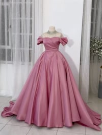 جديد • قياس ٣٨-٤٢ • توصيل نجف