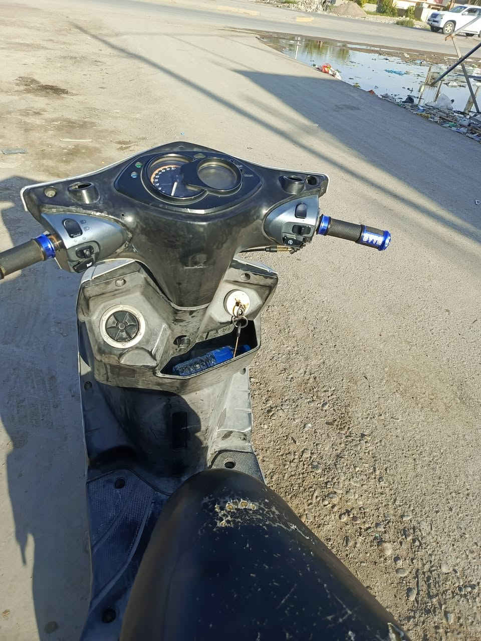 سكنس فحل للبيع دراجه خير من الله مكينه ناعمه كلشي شغال بيها سلف هندر مكاني بغداد المدائن 
***********
