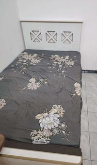 سرير • نفر ونص • بدون دوشك