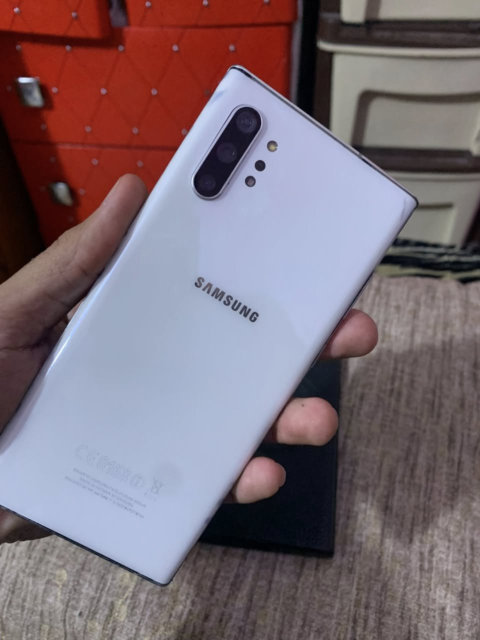 السلام عليكم
جهاز سامسونك نوت 10 بلاص 

ذاكره 256 

عشوائيه 12 

جهاز مكفوووول كفاله عامه 

فقط ضهره مبدل عادي 

الباقي كله شغال وعالضمان 

كامرات 

نت 

صوت 

سيمكارت 

كله كله شغال وعالفحص 

بصمه 

السعر 190 الف 

بغداد مدينة آلصدر 

توصيل ما عندي للاسف


**إذا كنت صاحب هذا الإعلان وتريد حذفه لأي سبب، رجاءا أرسل رسالة إلى الدعم الفني**