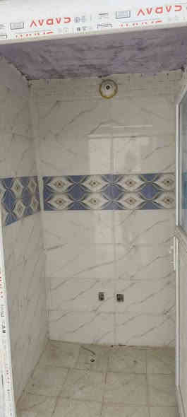 229
دار للايجار  (200 متر) شارع الصب خلف البانزين خانه الغدير 
السعر الايجار 225 الف 
يحتوي على طابق واحد
 غرف2   مطبخ   صاله   ، استقبال
خزان   سخان   ماطور. خط مولد 
ـــــــــــــــــــــــــــــــــــــــــــــــــــــــ
بيت نضافه وسط
الارضيه صب كلوله من طرف علي علي امانه ابو فاضل  
للاستفسار ..***********
***********
