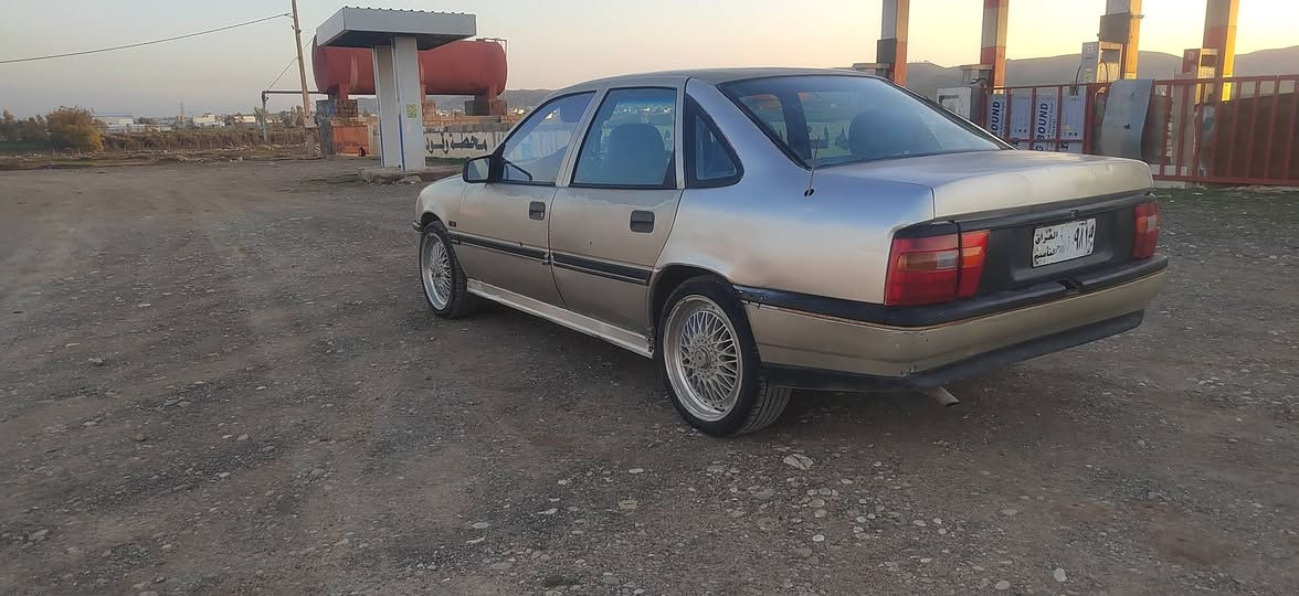 ئۆپل 
مۆدیل 93
مەکینە 20
گیرعادی 
گەرمی فلجەو لایت بەشەرت 
علوجە مالی کەس نیە بەشەرت 
ژم *********** السليمانية, العراق
