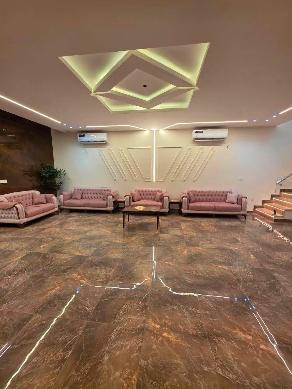مزرعة للإيجار اليومي 🏡🌳

📍 الموقع: بغداد – الدورة – البوعيثة

✔️ أجواء هادئة ومناسبة للعوائل

✔️ مساحة واسعة وخدمات متوفرة

✔️ مثالية للراحة والونسة

📌 للحجز والاستفسار يرجى الاتصال أو المراسلة على واتساب: 

 📞 ***********

 موثق في تطبيق اجرلي لسياحة المزارع في العراق 🇮🇶
