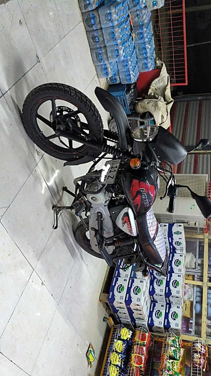 ***********بوكسرجبلي موديل٢٢شكل٢٣ماشيه٣٧  رقم بغداد بسمي تحويل مباشر دراجه اي نقص مابيهه شراي يتصل ويدلل مكان ديالى بعقوبه
