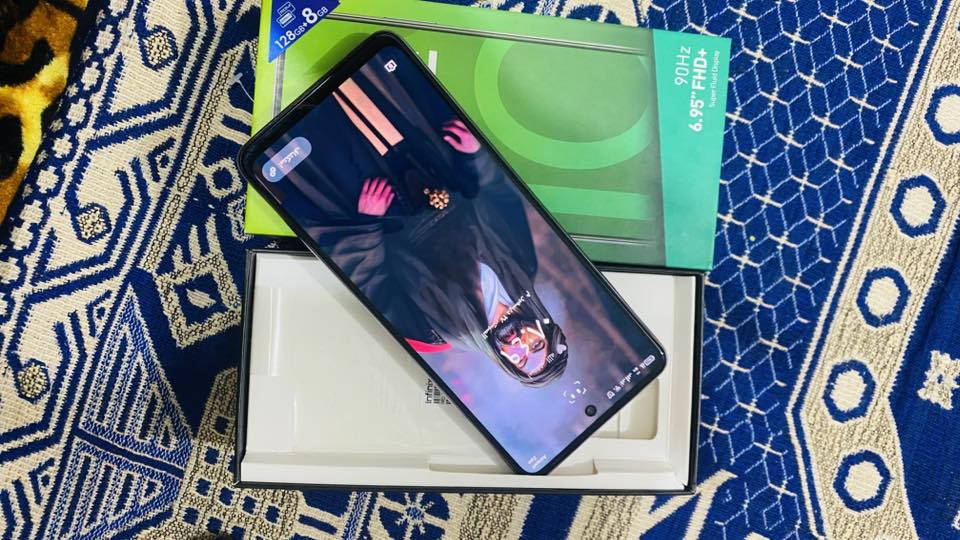 السلام عليكم
تجهاز للبيع نفنكس نوت 10برو
ذاكره ١٨٢ ت رام داخلي 8
للتواصل ***********
