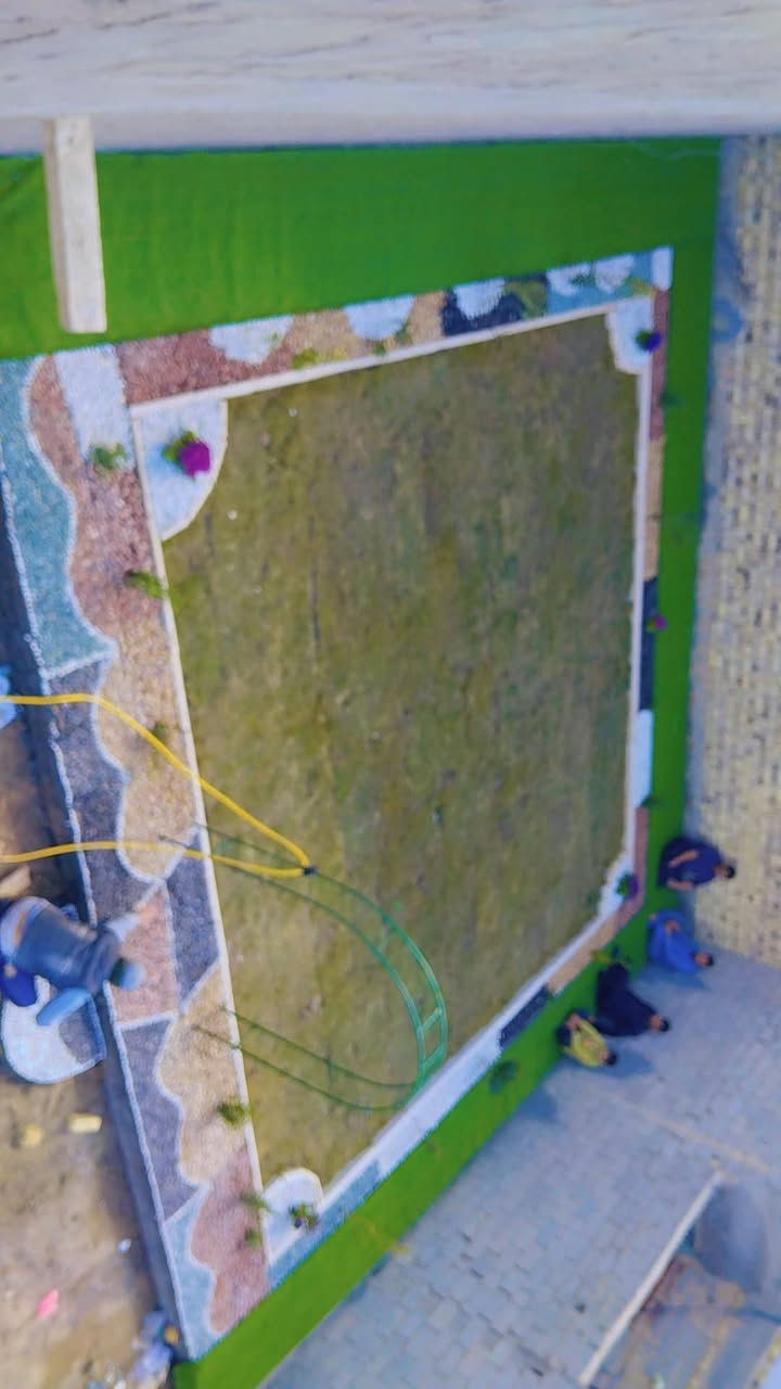 حسن لديكور ***********
عمل ديكورات درجه اولى نقشات شلال نافوره وبأسعار مناسبة
