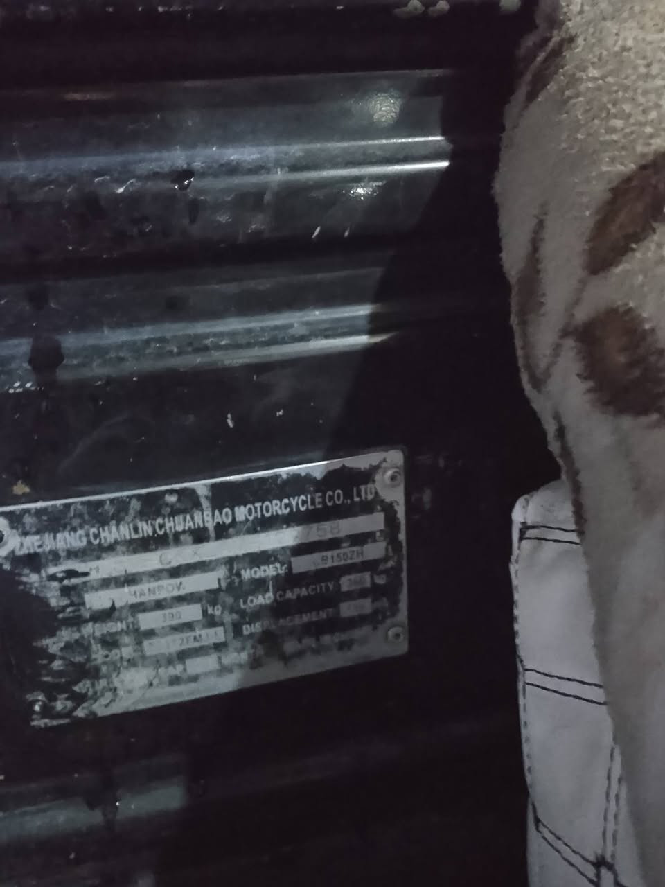 سلام عليكم ستوته موديل 2021 فحل عالي شاخوان السعر مليون و300 *********** عنوان كركوك قادسيه الثانيه قرب حديقت السلام
