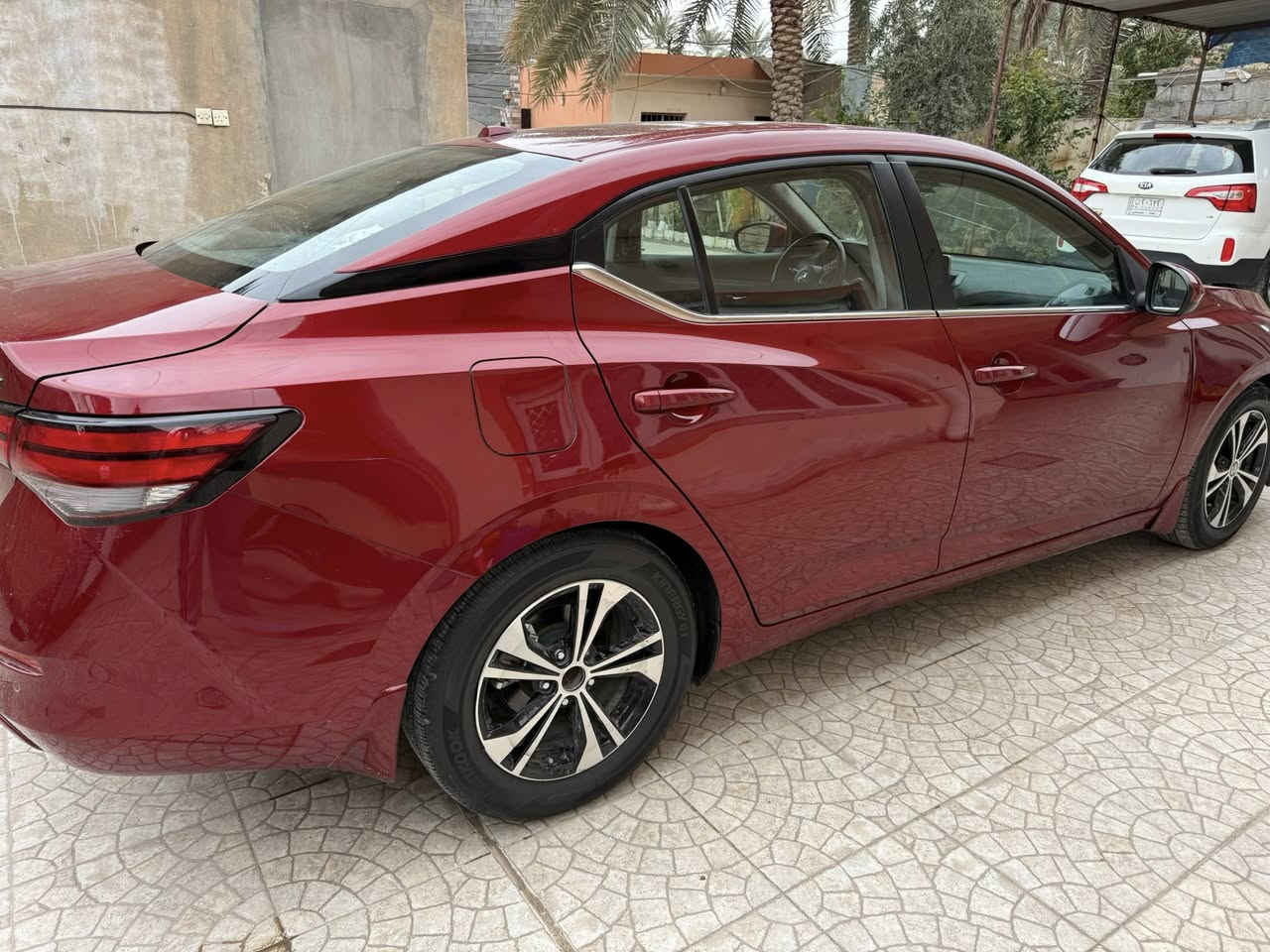 نيسان سنترا 2022 معوقين  للبيع  أو المراوس
استخدم شخصي ع أيدي من اول يوم دخولها سيارة خير من الله SV مواصفتها معروفة بصمة ويل كب رادار امامي خلفي جانبي تدفئة بالكشن تدفئ بالدوكة مال ستيرن تحديد مسار توقف ذاتي سيارة بيها هواي مواصفات بعد 
ضررها بنيد بس مبدل بقية السيارة كير مكينة تبريد حدادية خير من الله 
السعر 132 وبيها مجال 
الاتصال ***********
