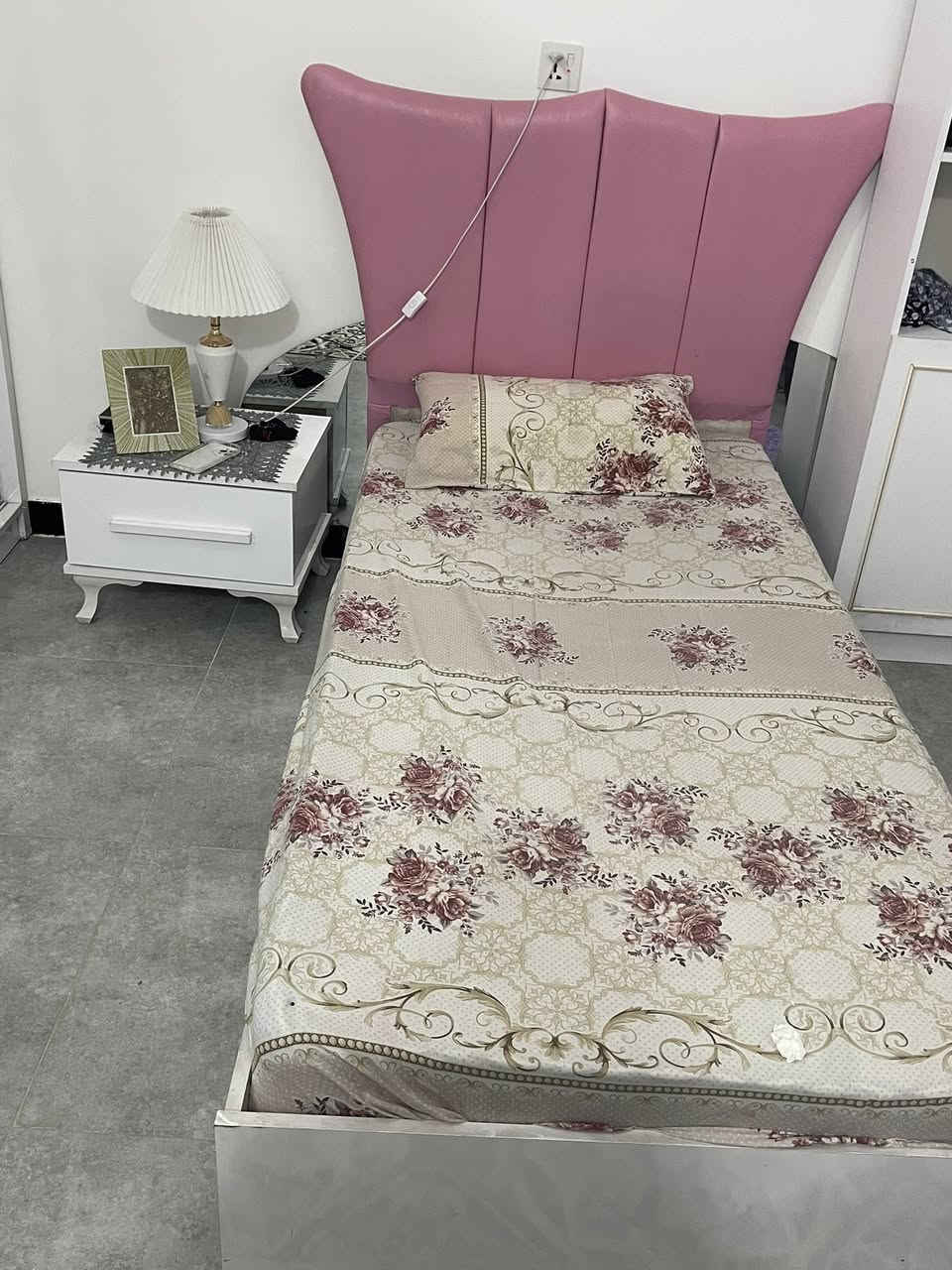 السلام عليكم عندي ثلاث غرف نوم تركي للبيع
للاستفسار ؏ هذا الرقم ***********
