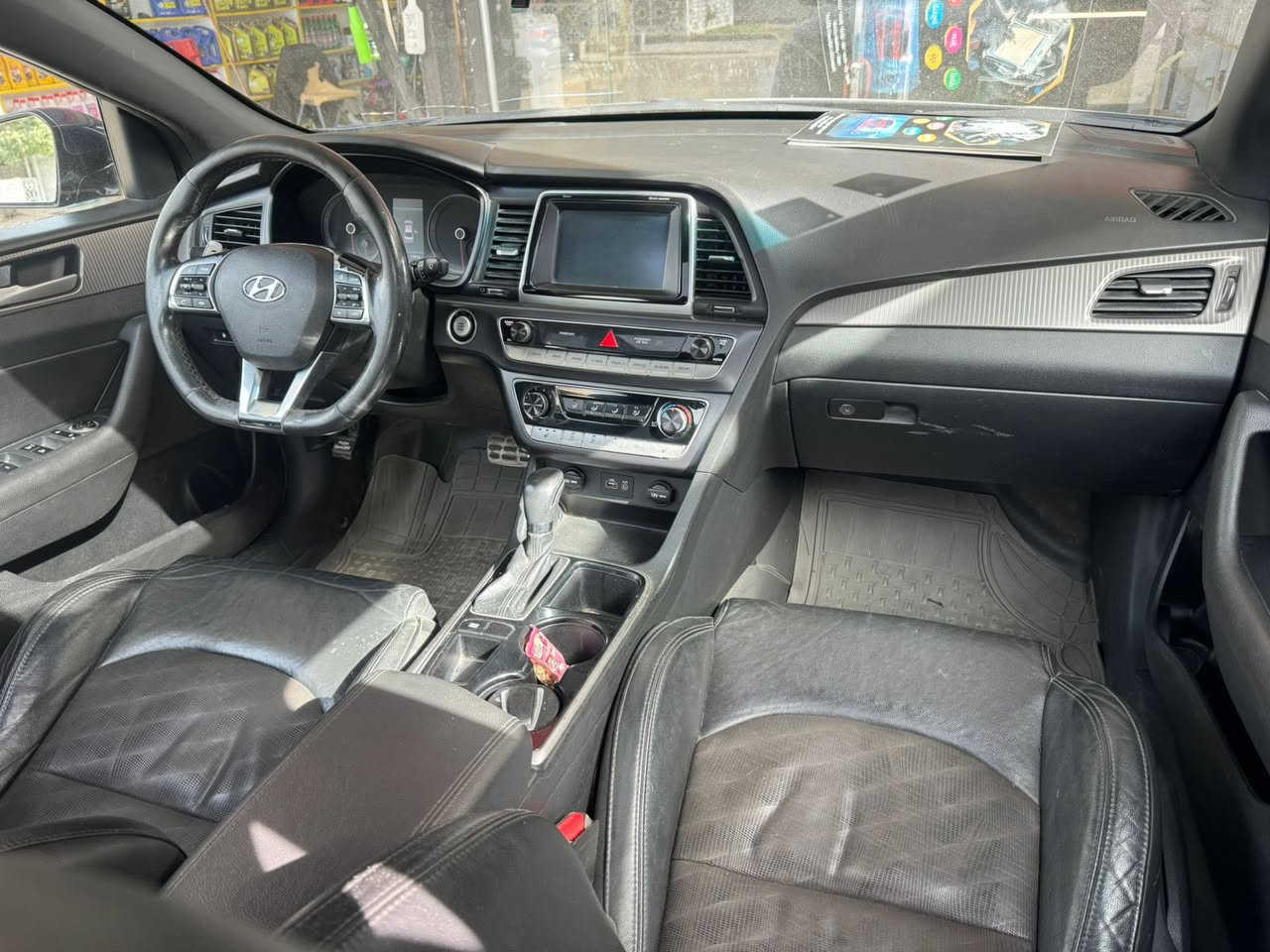 السلام عليكم سوناتا 2018 مواصفات سبورت حادثه جاملغ وصبغ القماره اثر جراد سياره فتحه جلد كراسي كهرباء سعر السياره 123 ورقه وبيه مجال ***********
