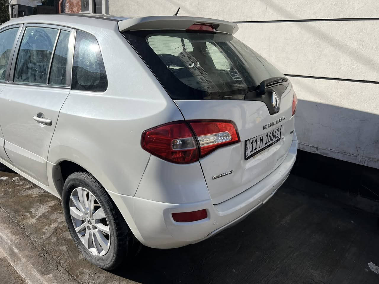 رينو كوليوس 2014 السيارة باسمي سنوية جديدة الى 2031 هزة جديدة السيارة نظيفة كلش وحلوة 
بيها طخة بالباب مال الجنطة الخلفي وباقي البدي كله مكفول 
ماشية 138
السعر 88 وبيها مجال للطيبين
***********
