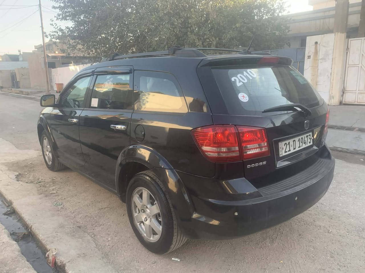 دووج جورنی
للبیع مودیل 2010 رقم سلیمانیە سعرە 95 
***********
