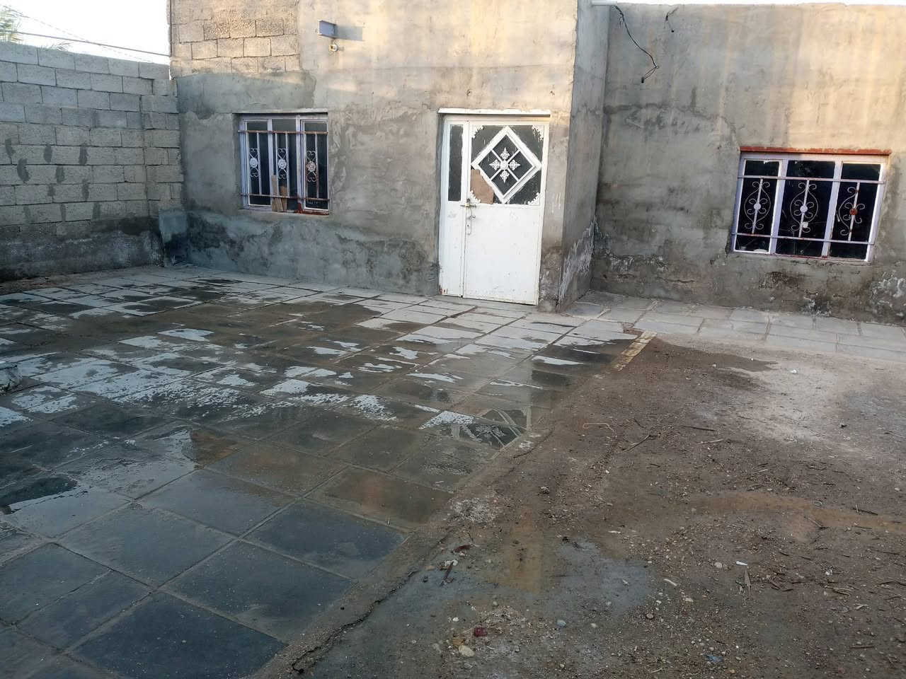 الدار للبيع الموقع الهاشمي موقبيل جملونات بيت صبر ***********
